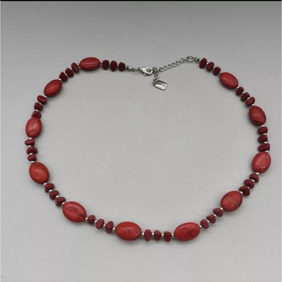 CHAPS Necklace Southwest Red Faux Stone Beads Silver Tone Spacers 18" Excellent - Picture 3 of 9